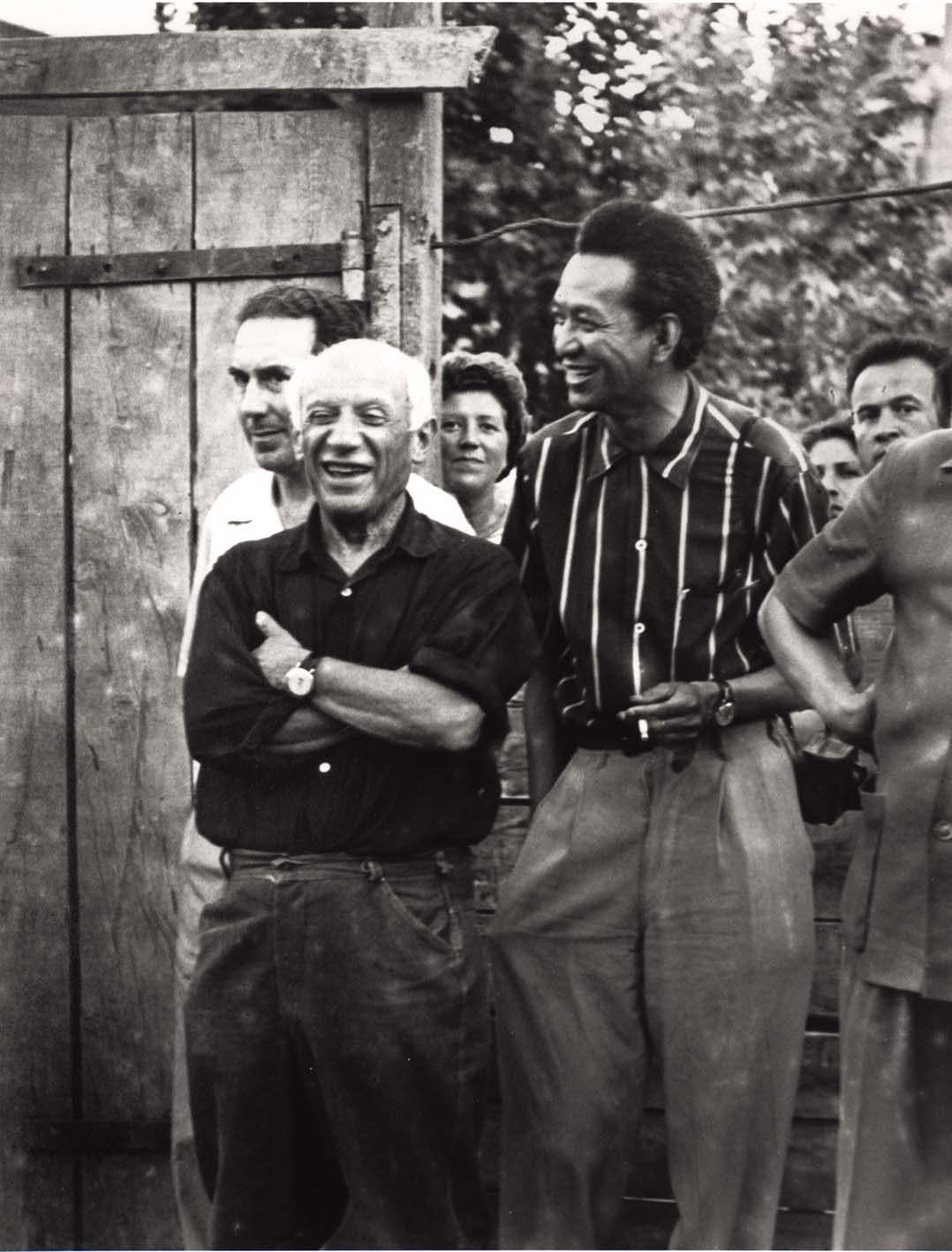 Pablo Picasso et Wifredo Lam, Vallauris, vers 1954.